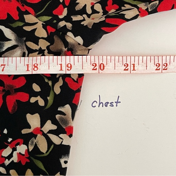 sag harbor Top 10 P  Long Sleeve Floral Red & Black - Picture 6 of 9
